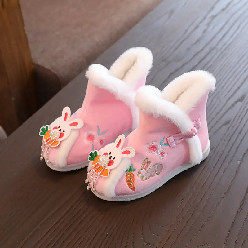 Winter Girls' Embroidered Plush Hanfu Shoes for Kids