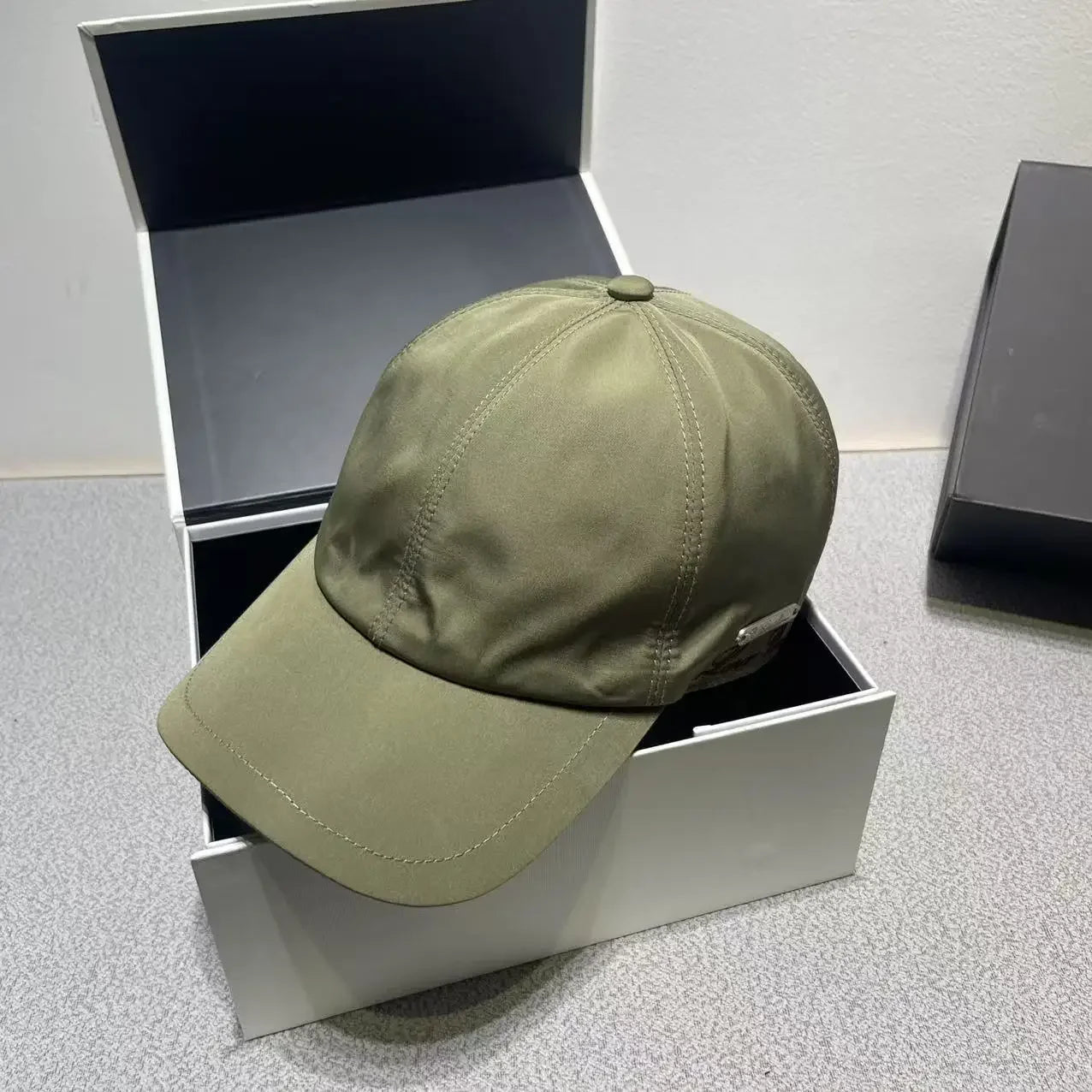 High quality letter embroidered baseball cap