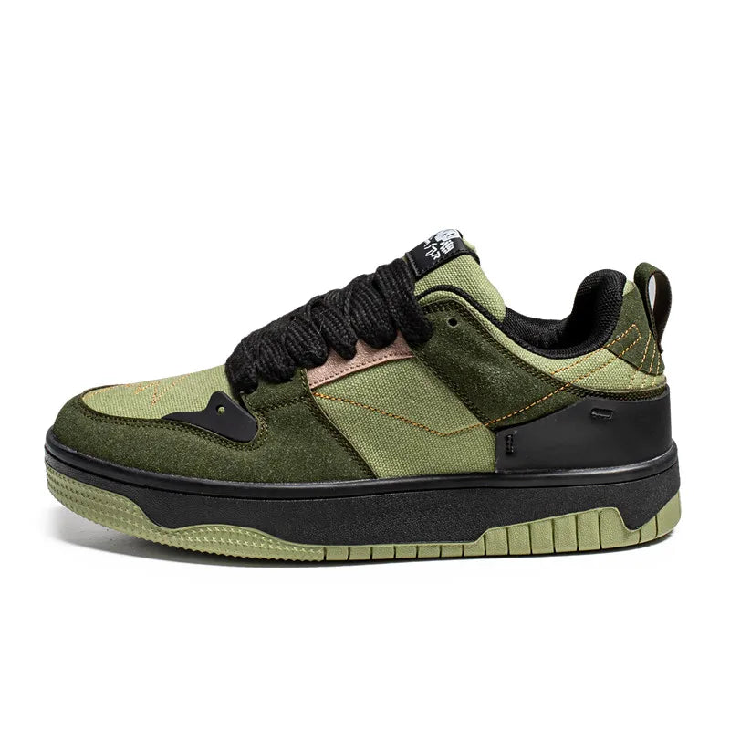 Designer Skateboarding Men Sneaker