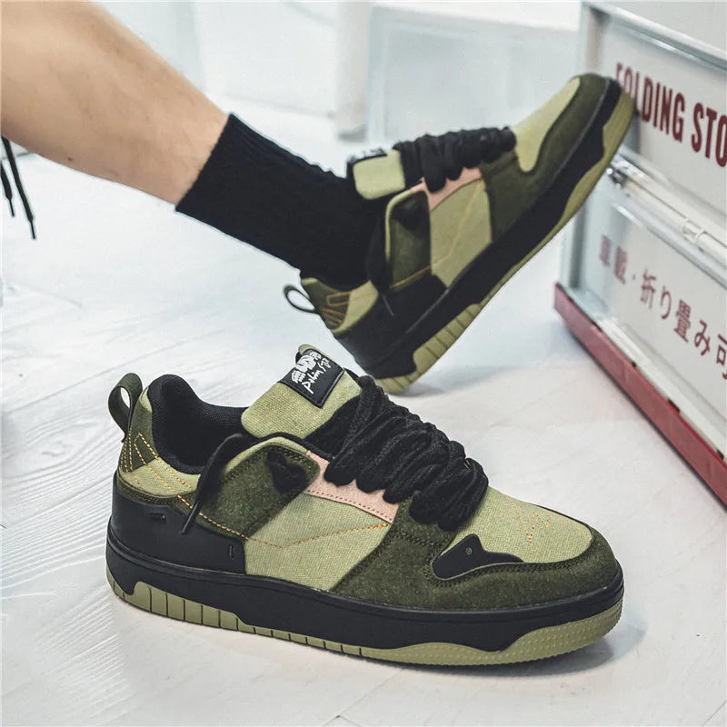 Designer Skateboarding Men Sneaker