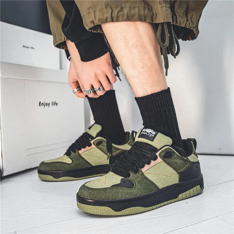 Designer Skateboarding Men Sneaker