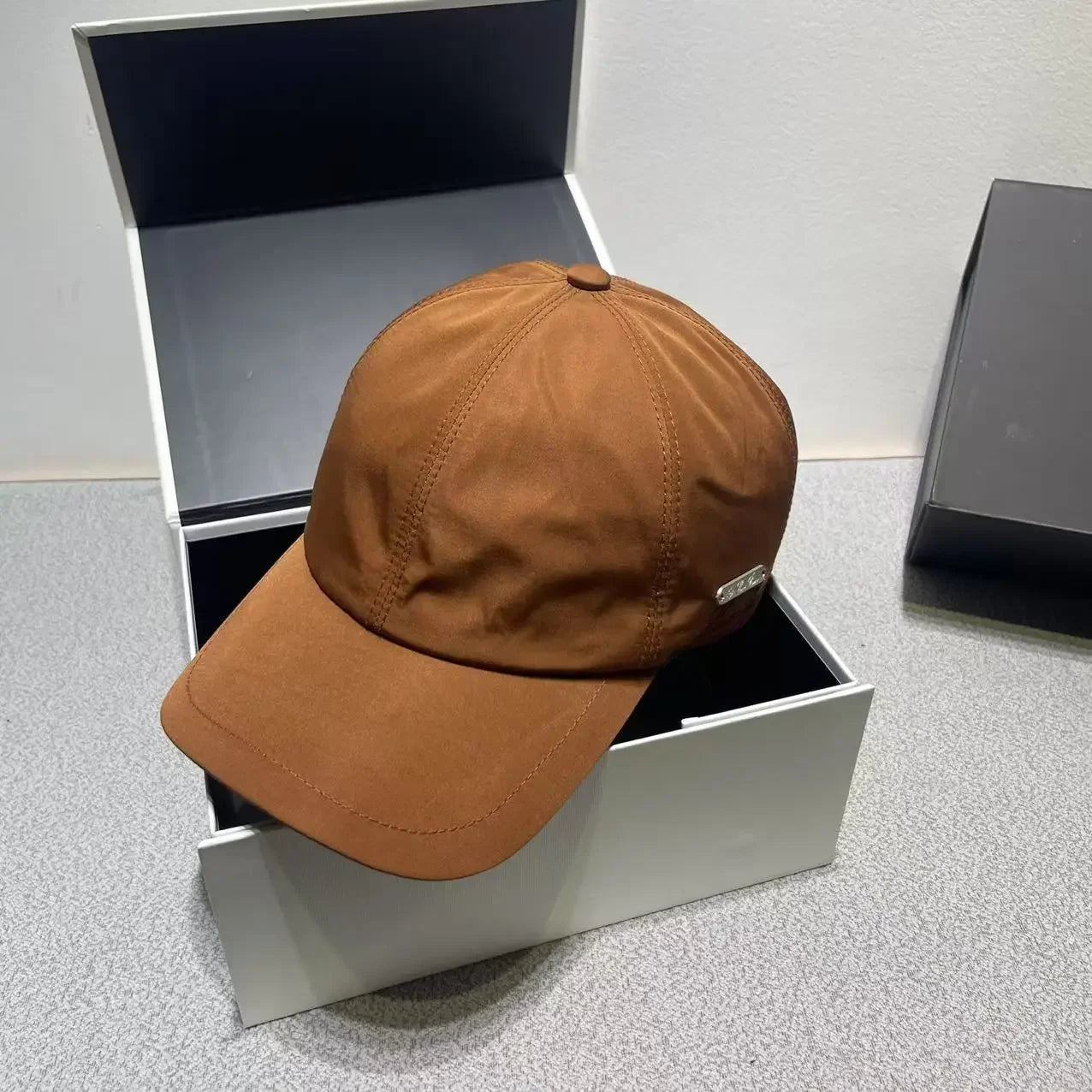 High quality letter embroidered baseball cap
