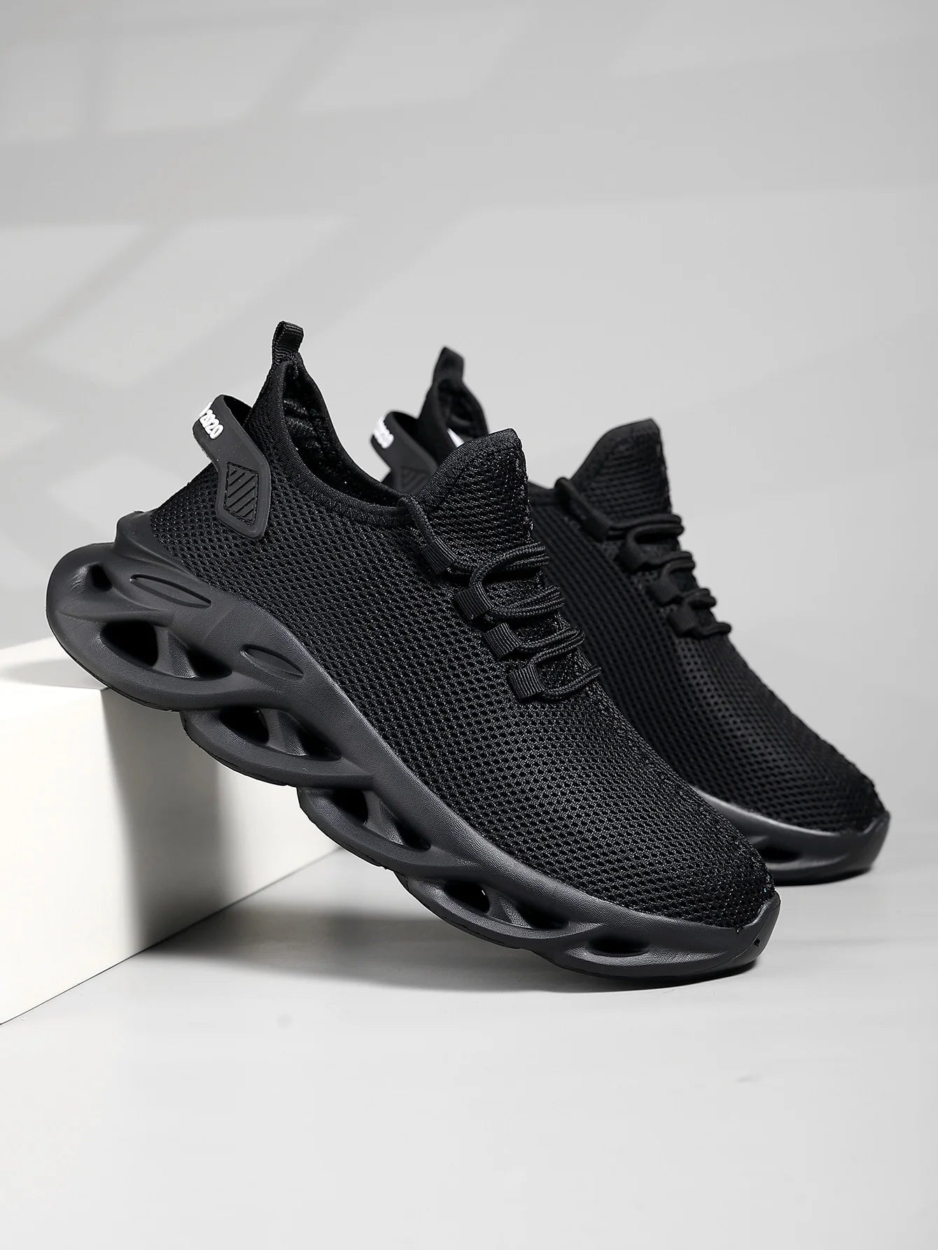 Men Sports Running Jogging Shoes