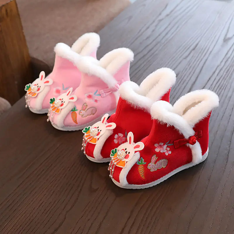 Winter Girls' Embroidered Plush Hanfu Shoes for Kids