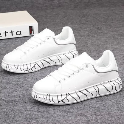 leisure thick-soled women's white shoes