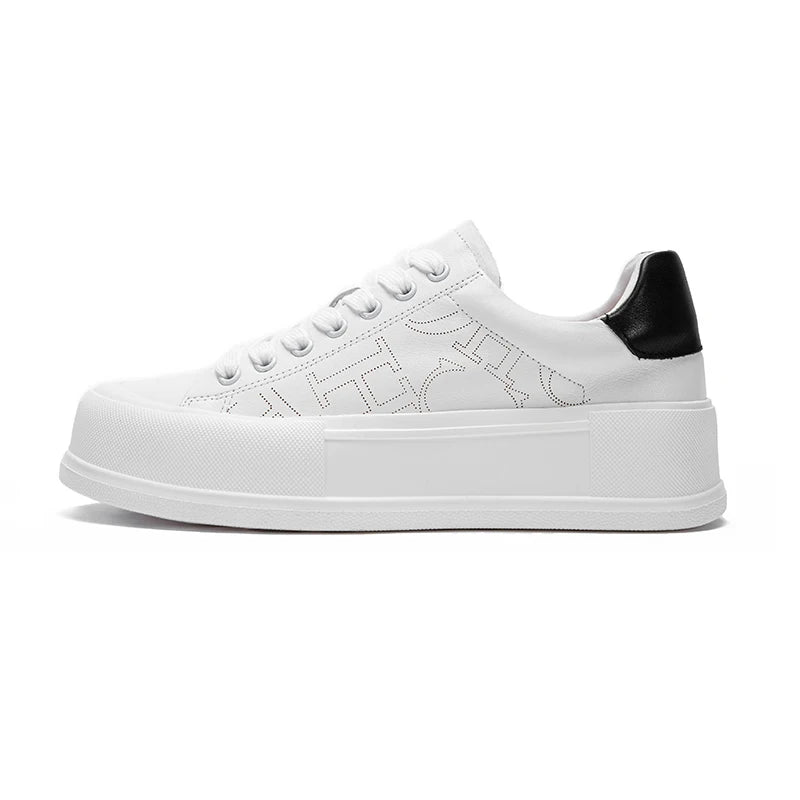 Women's casual shoes