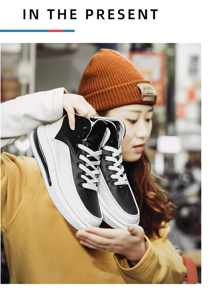 2025 New Comfortable Casual Niche Sneakers