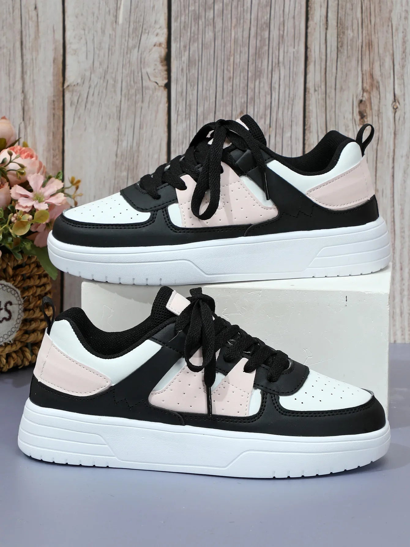 Comfortable Outdoor Casual Shoes