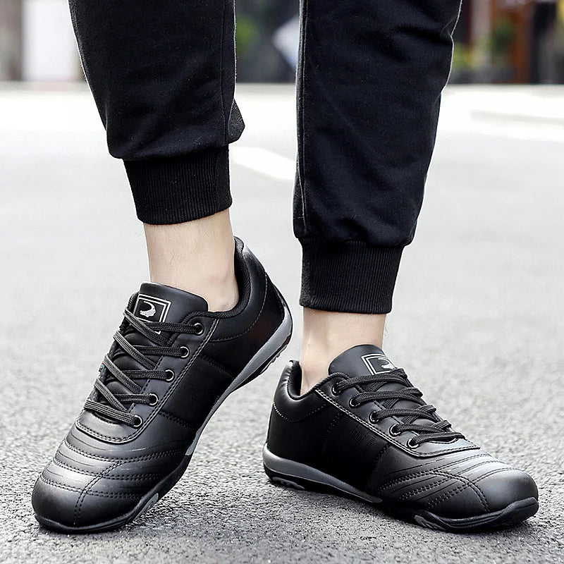 New Golf Shoes Men Breathable Golfers Sneakers